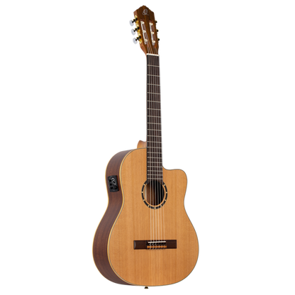 Ortega Family Series Pro Nylon String 4/4 with case